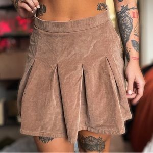 hollister pleated skirt
